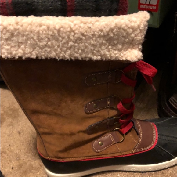 JustFab Winter Boots - Picture 2 of 2